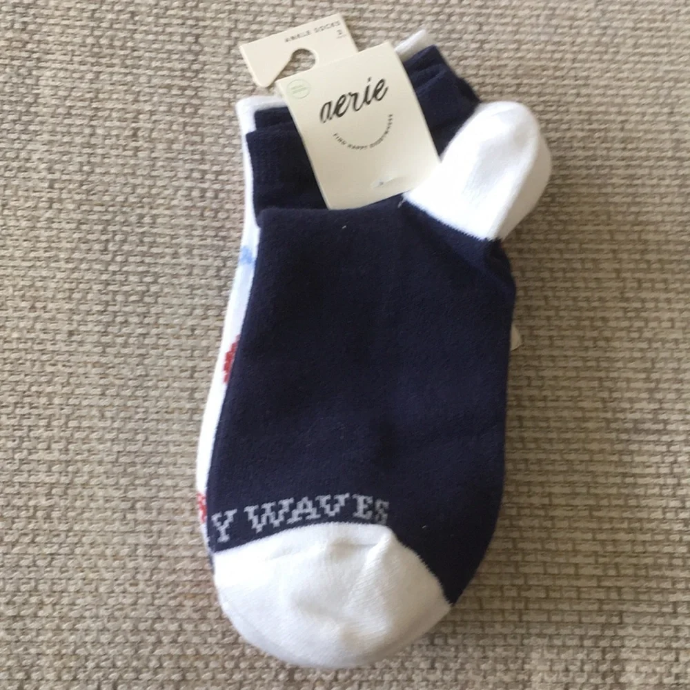 Aerie Mens Navy & White No-Show Socks - 3 Pack